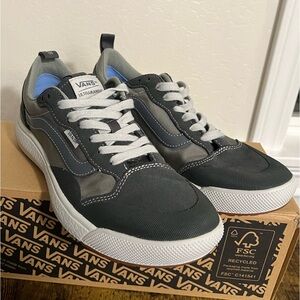 Vans Ultrarange Exo SE US M 8.5/W 10